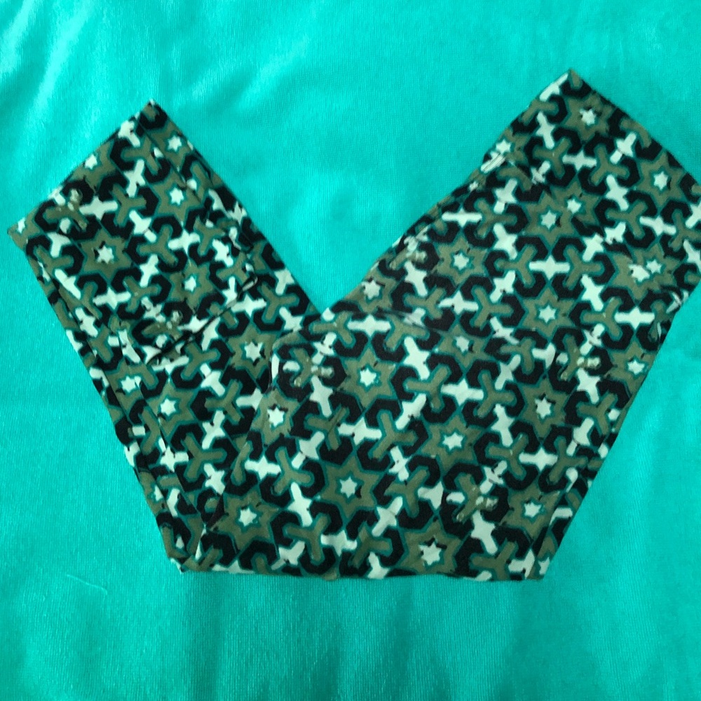 LuLaRoe leggings, green with black & white design